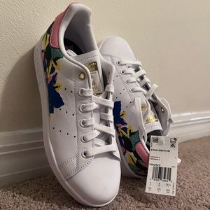 Brand new adidas sneakers size 5.5